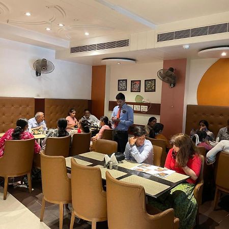 Hotel Aero Star Near Delhi Airport نيودلهي المظهر الخارجي الصورة