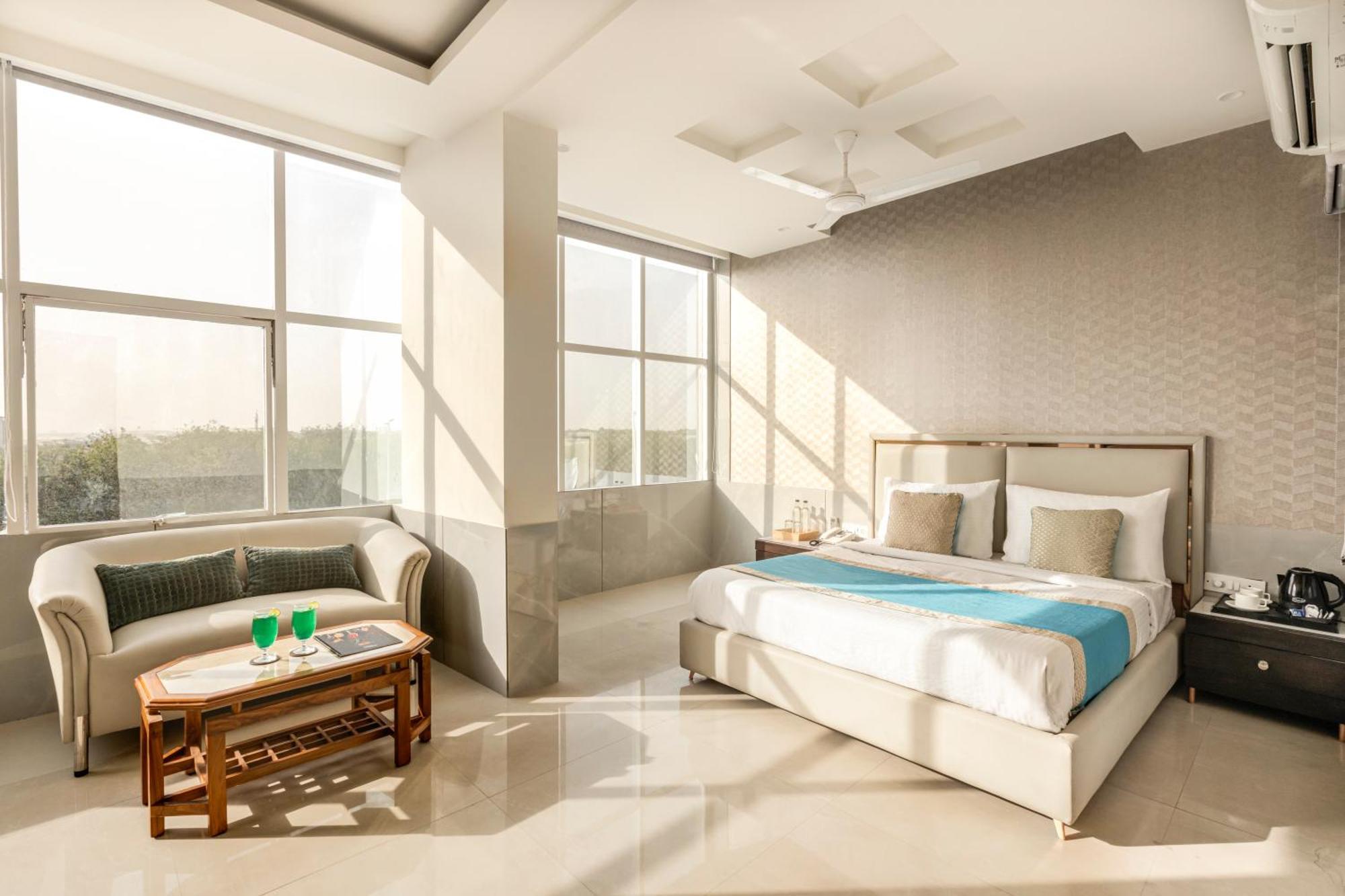 Hotel Aero Star Near Delhi Airport نيودلهي المظهر الخارجي الصورة
