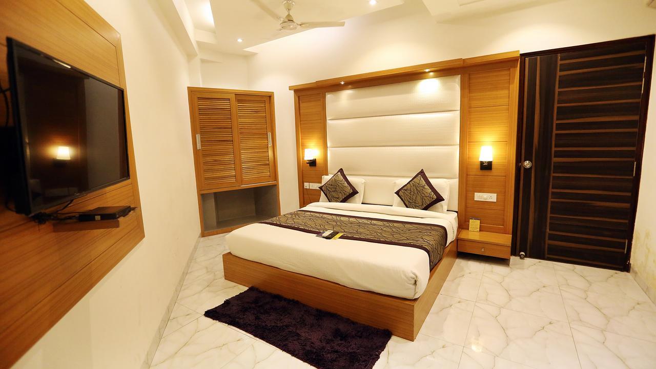 Hotel Aero Star Near Delhi Airport نيودلهي المظهر الخارجي الصورة