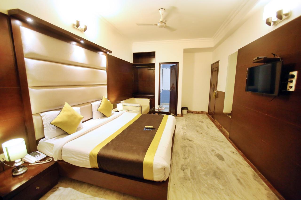 Hotel Aero Star Near Delhi Airport نيودلهي المظهر الخارجي الصورة