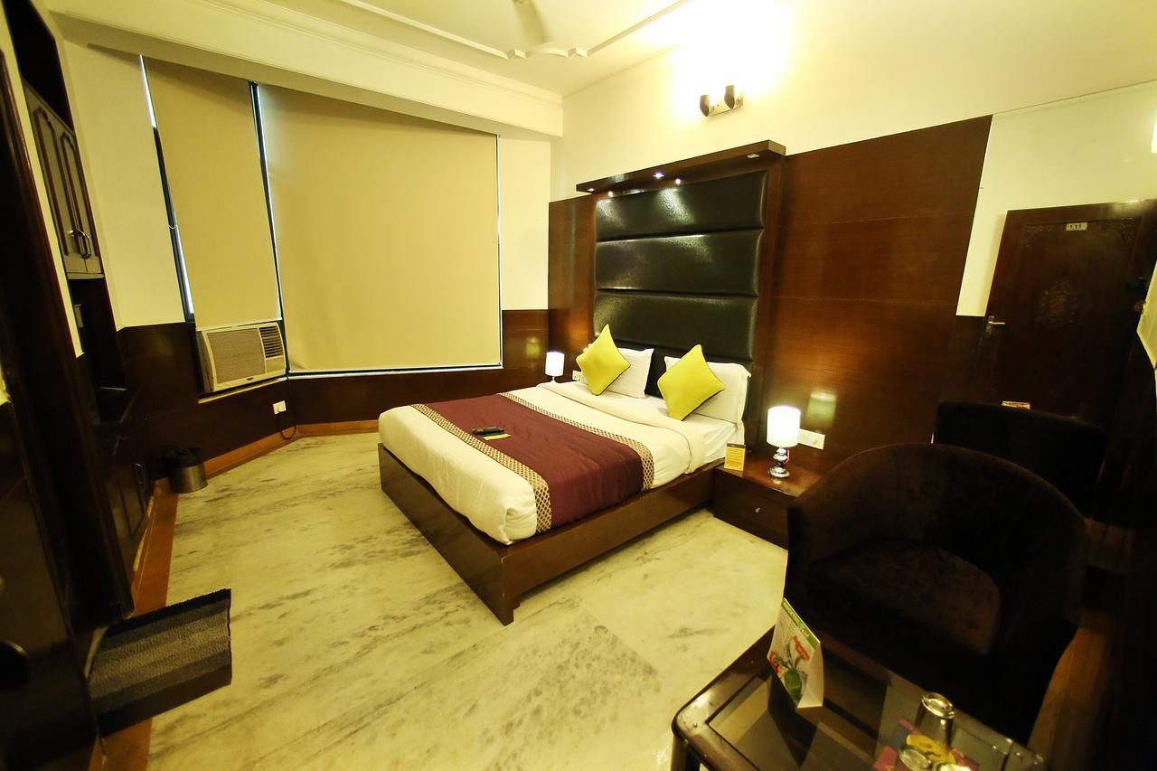 Hotel Aero Star Near Delhi Airport نيودلهي المظهر الخارجي الصورة