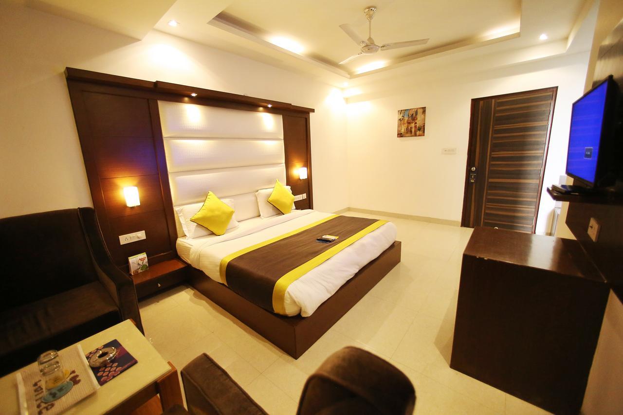 Hotel Aero Star Near Delhi Airport نيودلهي المظهر الخارجي الصورة