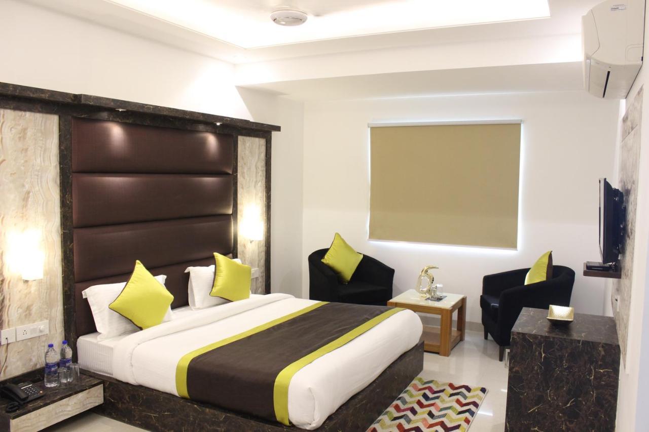 Hotel Aero Star Near Delhi Airport نيودلهي المظهر الخارجي الصورة