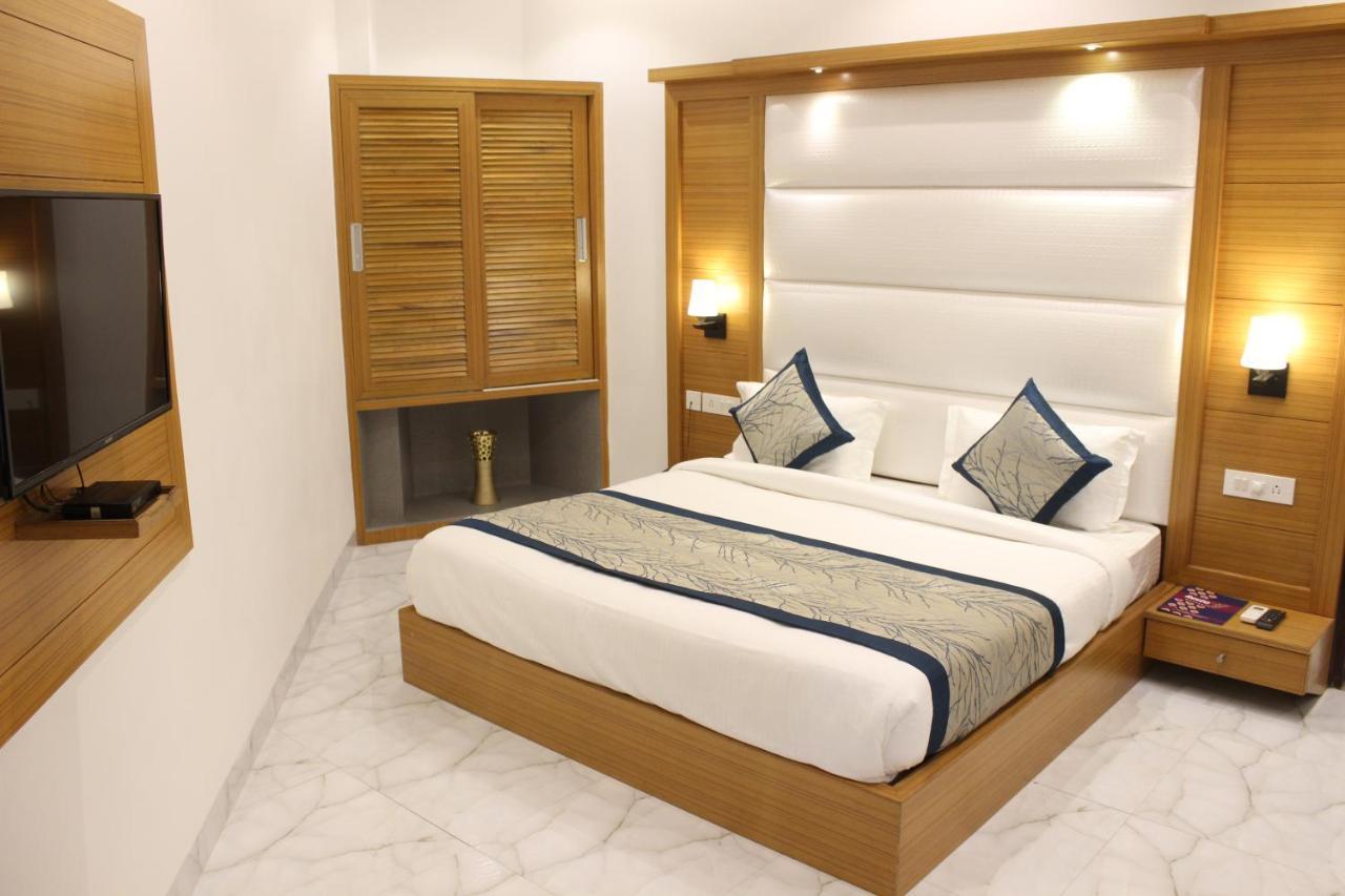 Hotel Aero Star Near Delhi Airport نيودلهي المظهر الخارجي الصورة
