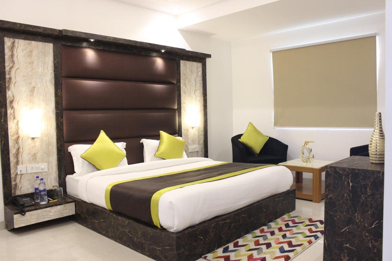 Hotel Aero Star Near Delhi Airport نيودلهي المظهر الخارجي الصورة