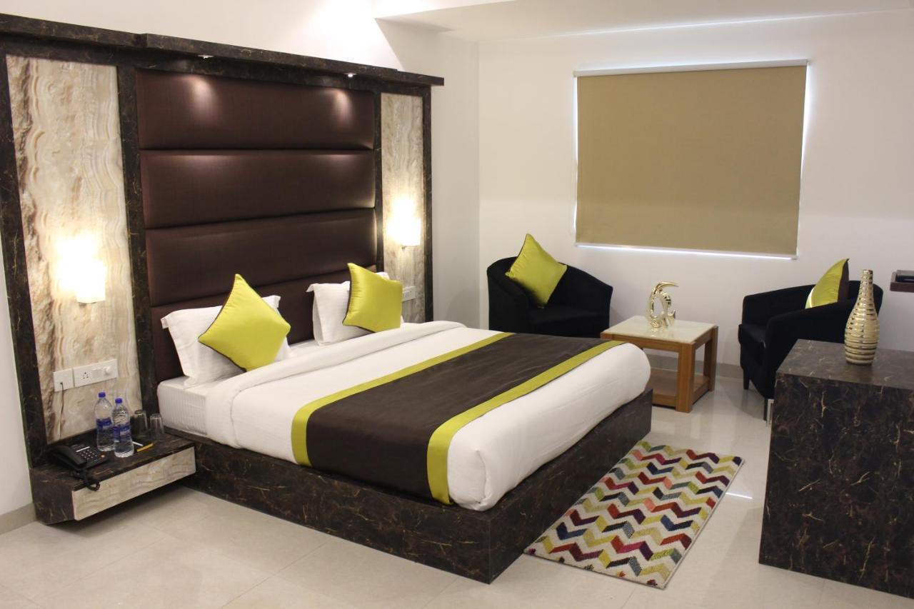 Hotel Aero Star Near Delhi Airport نيودلهي المظهر الخارجي الصورة