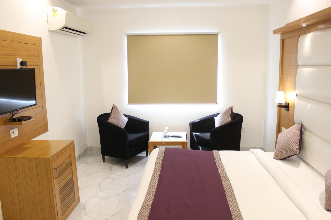 Hotel Aero Star Near Delhi Airport نيودلهي المظهر الخارجي الصورة