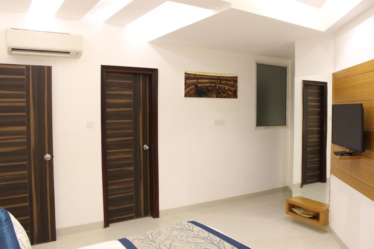 Hotel Aero Star Near Delhi Airport نيودلهي المظهر الخارجي الصورة